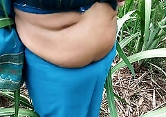 Desi bhabhi gets wild in the sugarcane field in this Indian porn vid