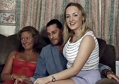 A REAL HORNY WIFE - BARBARA MOLINEUX