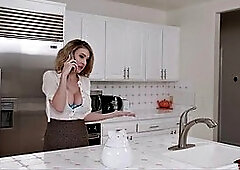 Dfxtra Heating Up Hot Cougar Gigi Dior