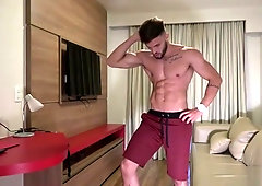 Muscle amateur rimjob with cumshot