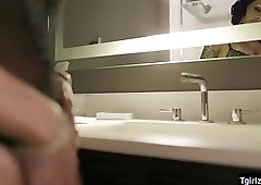 Thick shemale TS Foxxy delivers expert deepthroat bj