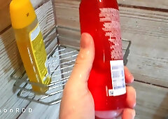 Man in a glass douche pulverizes himself with a huge fuck stick