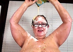 Warm Sweet Honeys Bake Off