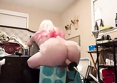 Discovered a movie scene from a pleasure anal session in April I'ven’t used. I lost 19lbs since I took this, but my butt did look thick here