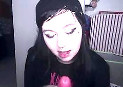 Emo girl Messalinahorror gives a messy solo blowjob with a realistic dildo