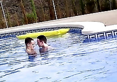 Outdoor anal ends with hot cum on bottom