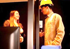 Internet Service Worker Thiago Lopez Hooks Up Wifi to Busty Milf Daniela Gomez