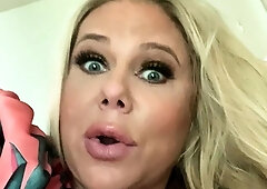 Blonde babe scarlet solo webcam