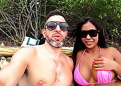 Big Tits Thai Bombshell Gets Picked up in Public Beach2