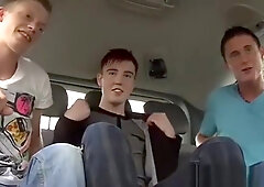 Justin Baber rides two raging cocks in the moving car