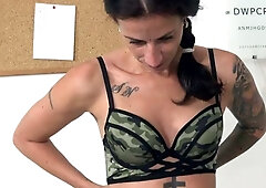 Ali Bordeaux & her wet twat