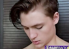 Pretty face gay teen knows how to seduce his sexy neighbour properly.