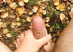 hunk with a large weenie discharges three streams of cum in the forest