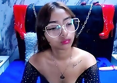 Amateur Webcam Cute Teen Plays Solo with Big Dildo