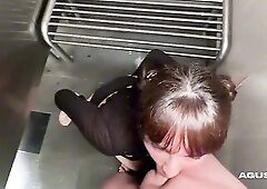 I screwed a large-assed angel I met at the pool and left my cum in her snatch