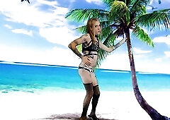 I am a concupiscent Tranny that craves to play on the beach. I love being fingered in my bikini during the time that wrapping my lips around wang.