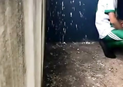 Pompino tra calciatori dopo l'allenamento