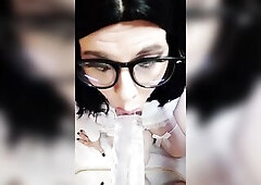 Trans gal sucks a sex tool and masturbates - Snowycd