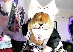 Daring Cosplay Blurts Excitement Throughout Yiff Mask