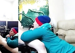 Gobbling on Jock like Turkey on Thanksgiving !