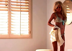 Lindsay Marie In Fabulous Adult Clip Solo Craziest , Its Amazing