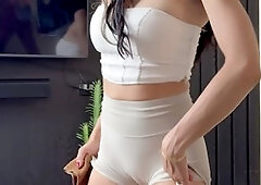 Curvy latina MILF Alicia Trece gives a great blowjob followed by some missionary fun