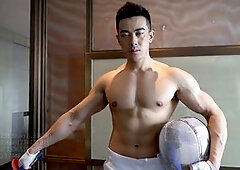 Grizzlies, muscle hunks, asian