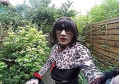 Mature piss on slave's mouth