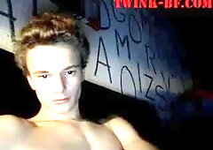 Young Nice Youngsters Steaming Bum