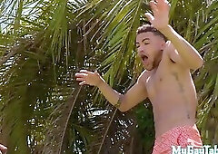 Inked stud breeding Latino in taboo duo until spraying jizz