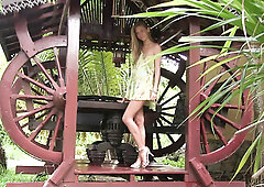 Long Legged Coed Anjelica Takes Off Her Night Gown To Show Cunt!