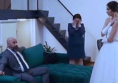 Shameless bride living out hardcore fantasy to the fullest