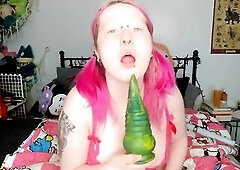 if u're a lengthy term critter fan, u know how I love dream dildoes! in this movie I lube up my sex tool with my throat, and then screw myself wi