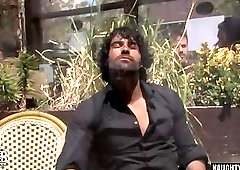 Muscle jock oral sex with cumshot