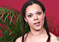 Kloe White Gets Cheerful Facial
