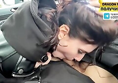 Quick Blowjob in a Car in a Public Place from a Busty Girl