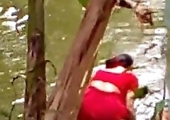 bengali boudi bathing