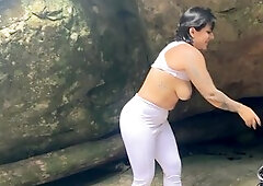 LunaBigBooty gorgeous Colombian mother i'd like to fuck, this time that babe went out to have a fun an unforgettable walk with her partner, resul