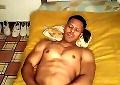 Brunito del monte handjob