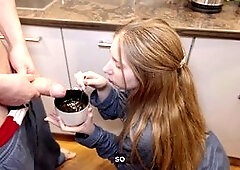 No cash for a cappuccino, but I’ve got a juicy alternative with Mila Pie