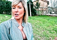 Emmy and Kyara, 2 goddesses, get atomized by a tail