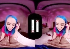 VR cosplayer Liz Rainbow as Bulma needs your hard cock Vegeta