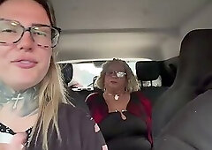 Chamamos a senhora de 63 anos que estava na buscando aposentadoria!Ela aceitou a foder gostoso vov