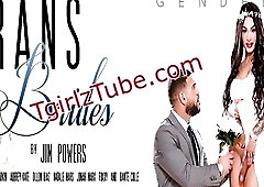 shemale Kate Zoha is expecting for some car to hitch on and when this babe sees a car that babe automaticaly rode it. After a not many minutes, This B