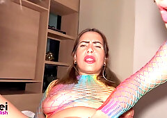 Green-eyed BBW gently guides her submissive lover through an intimate JOI session