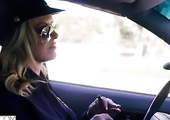 MILFY Officer Enjoyable Vickie teaches her bad male ex a lesson