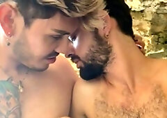 LatinLeche - Latin gay Rob Silva nailed hard at the beach