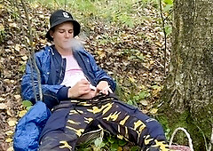 Raw anal creampie in the woods with a sexy stranger