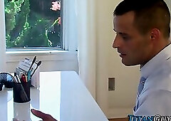 Buff fucked hunk swallows