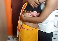 Indian Cute Bhabhi Having Romance